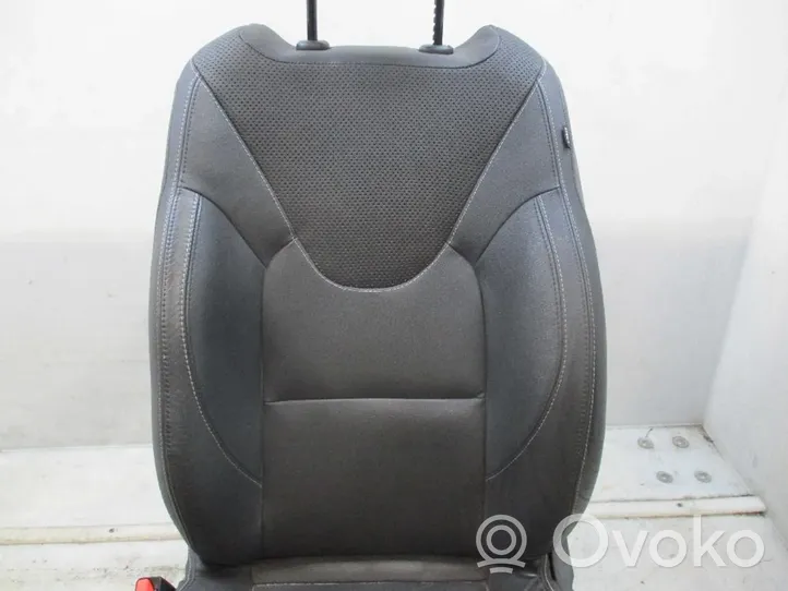 Renault Clio IV Fotele / Kanapa / Komplet INTERIEURCLIO4