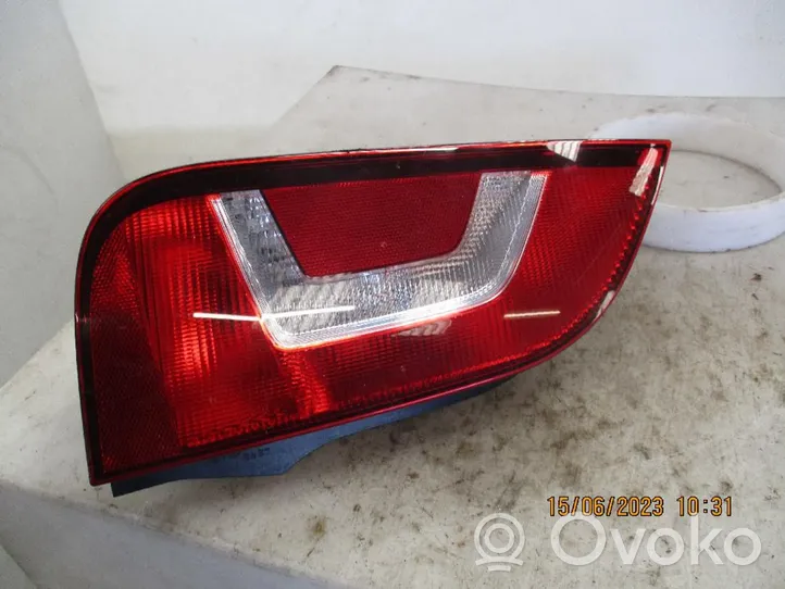 Volkswagen Up Lampa tylna 1S0945095G