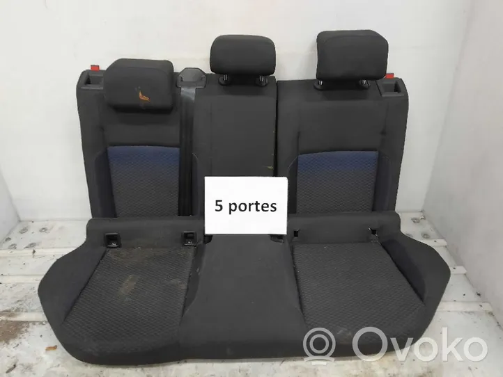 Volkswagen Polo VI AW Sēdekļu komplekts 2G0885375H