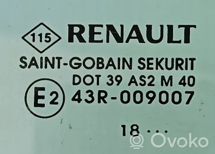 Renault Clio IV Szyba drzwi bocznych / przesuwnych 