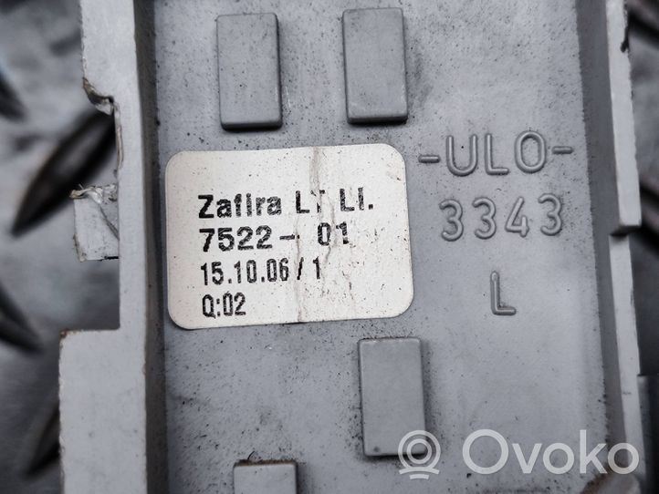 Opel Zafira B Cubierta del soporte de la lámpara de la luz trasera 752201