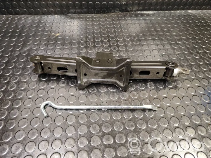 Citroen C4 Aircross Lift Jack 