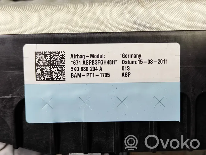 Volkswagen Tiguan Keleivio oro pagalvė 5K0880204A