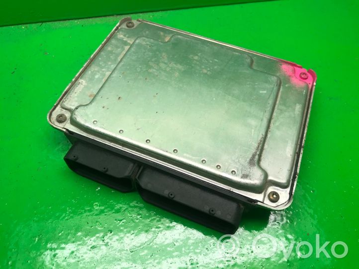 Volkswagen Sharan Блок управления двигателем ECU 038906019FA