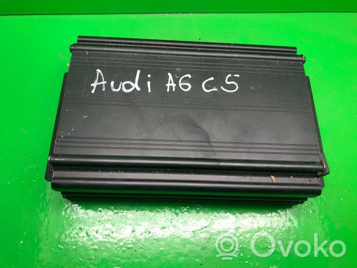 Audi A6 S6 C5 4B Uchwyt / Mocowanie wzmacniacza dźwięku AMP3510