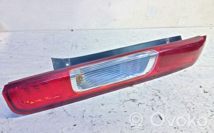 Ford Focus Lampy tylne / Komplet 4M5113405A