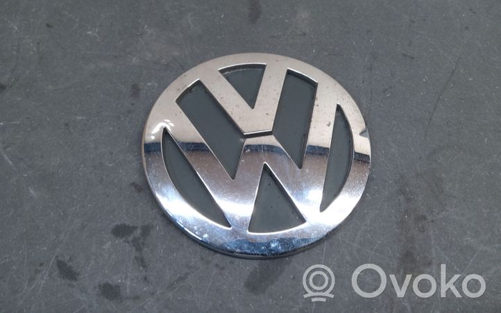 Volkswagen Golf Plus Значок производителя 5M0853630