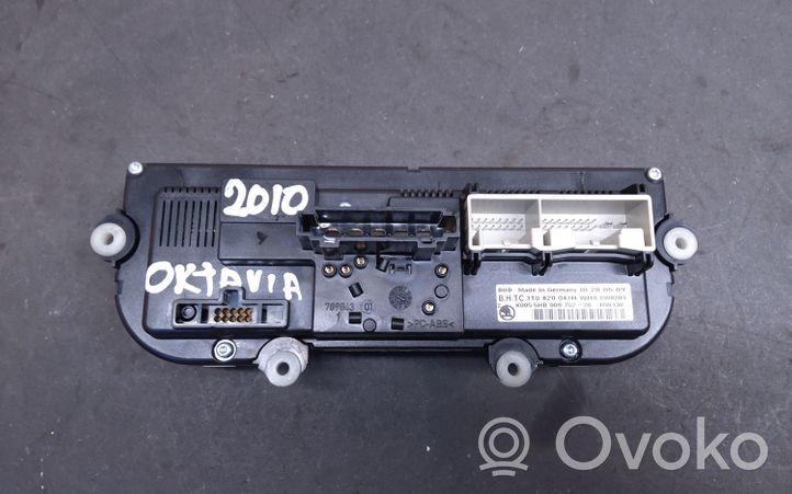 Skoda Octavia Mk2 (1Z) Panel klimatyzacji 3T0820047H