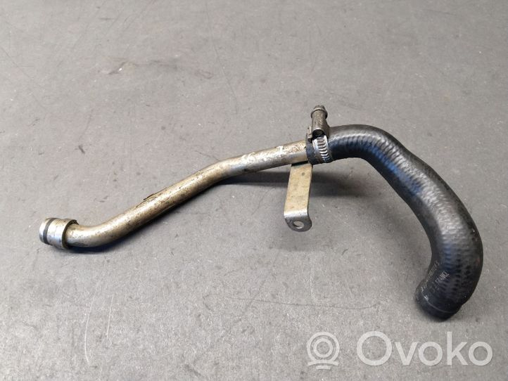 Volkswagen Touareg I Sfiato/tubo di sfiato/tubo flessibile 077103215C