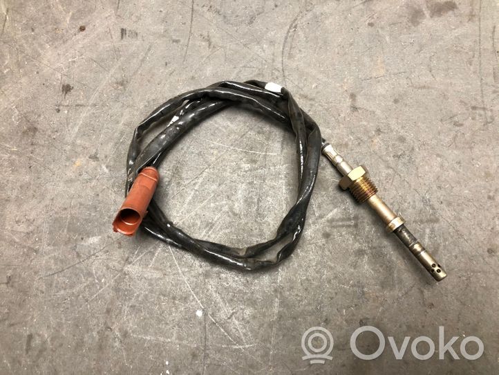 Volkswagen Golf VII Sensore della sonda Lambda 04L906088E