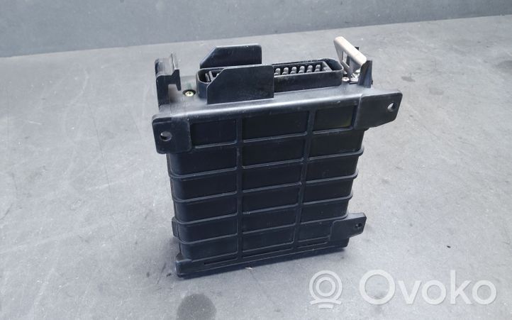 Audi 80 90 B3 Galios (ECU) modulis 811906264