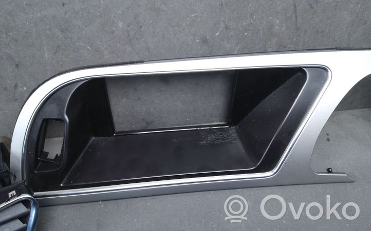 Audi A5 8T 8F Panelės apdailos skydas (apatinis) 8T2857185H