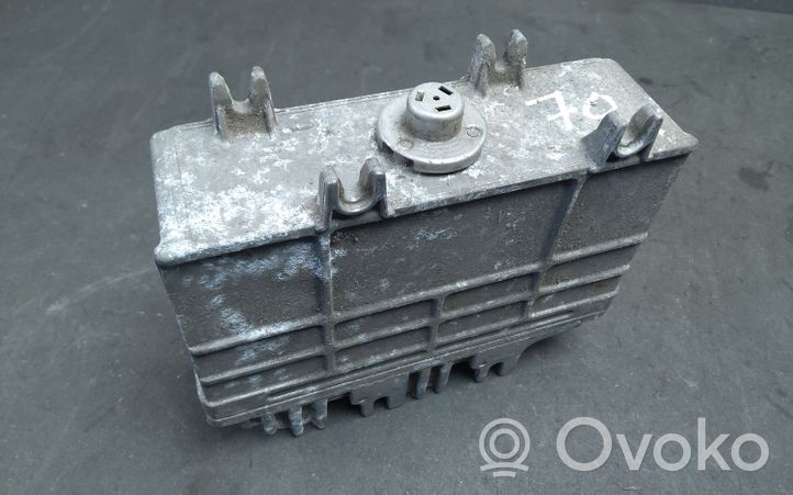 Volkswagen Golf III Unité de commande, module ECU de moteur 032906026G