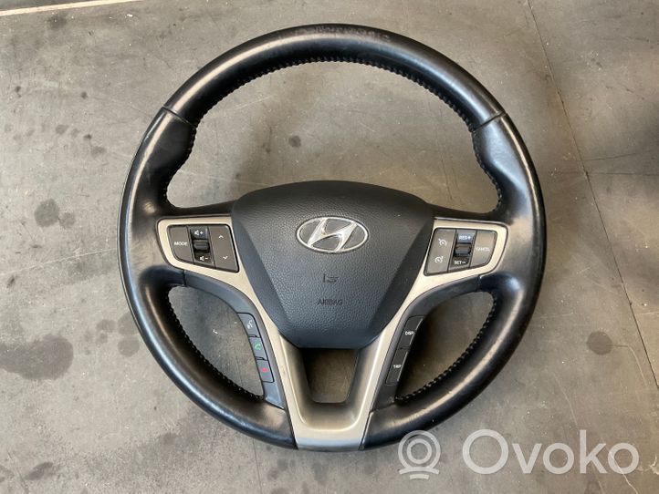 Hyundai i40 Руль 561003Z232RY