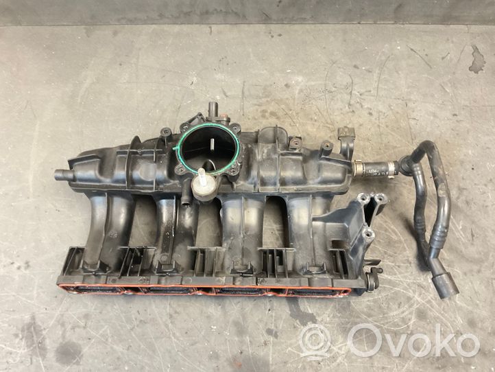 Volkswagen Eos Intake manifold 06F133201N