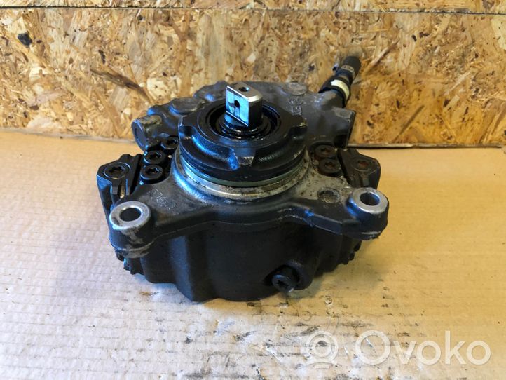 Opel Astra J Polttoaineen ruiskutuksen suurpainepumppu 9422A040A