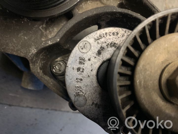 Opel Insignia A Uchwyt / Mocowanie sprężarki klimatyzacji 55582510
