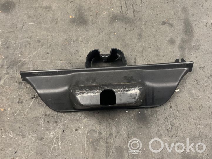 BMW X5 E70 Cache serrure de hayon/coffre arrière 51497177378