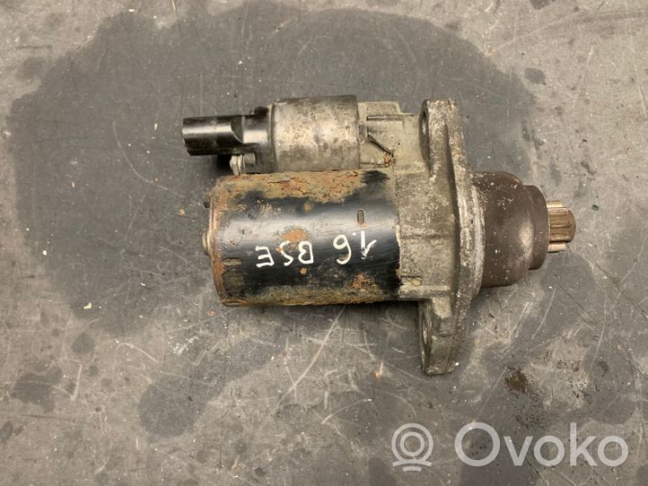 Volkswagen Touran I Starter motor 1005831370