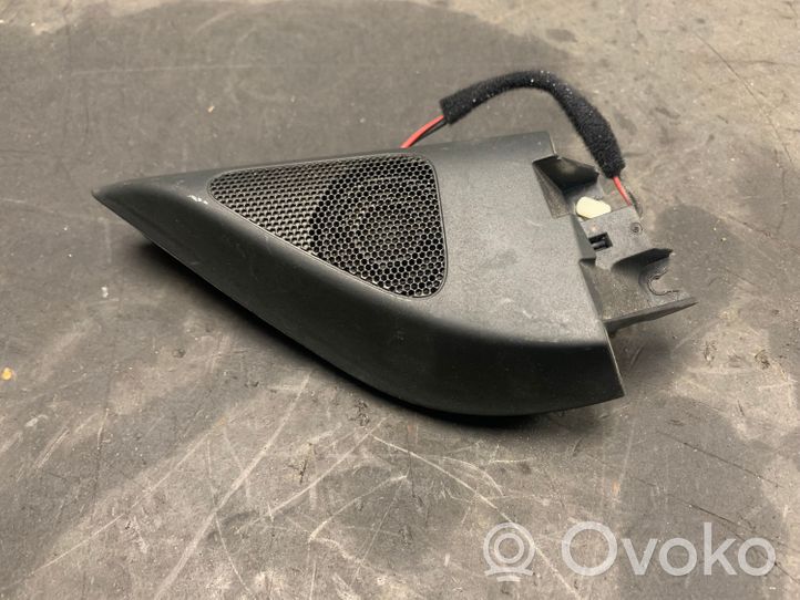 Volkswagen PASSAT B6 Maskownica głośnika bocznego deski rozdzielczej 3C0837994