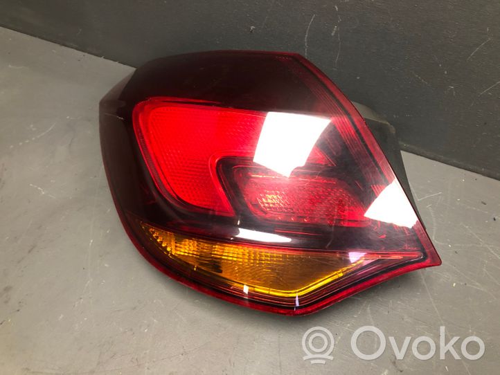 Opel Astra J Lampa tylna 21652102