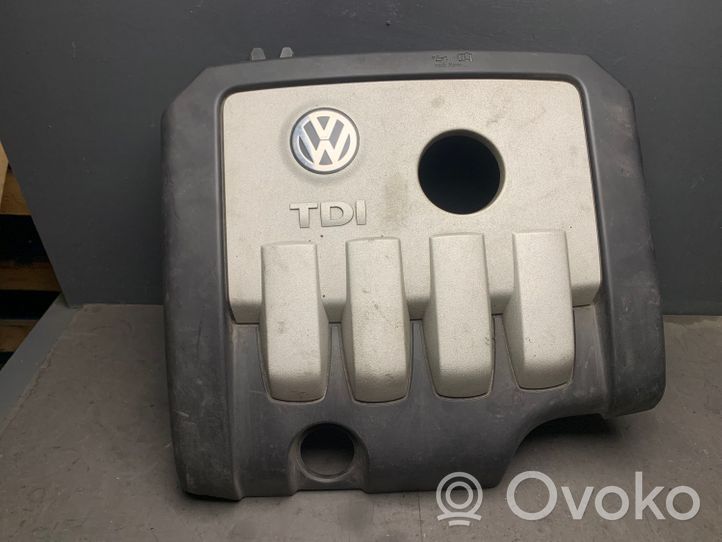 Volkswagen PASSAT B6 Couvercle cache moteur 03G103925AN