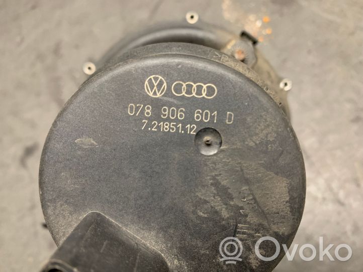 Audi A4 S4 B5 8D Pompe à air secondaire 078906601D