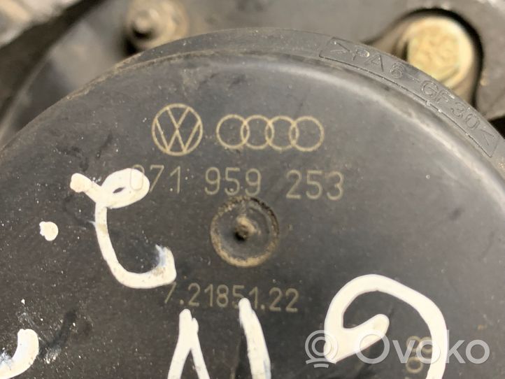 Volkswagen Bora Pompe à air secondaire 071959253