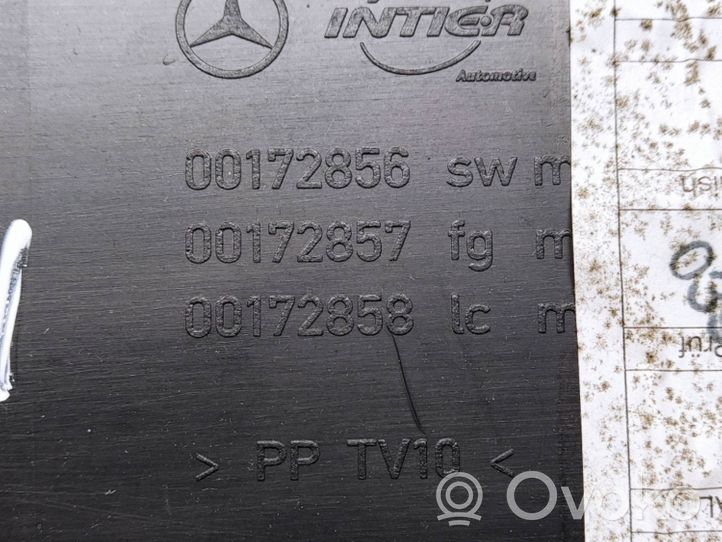 Mercedes-Benz C W204 Rivestimento del pannello della portiera anteriore 00172856