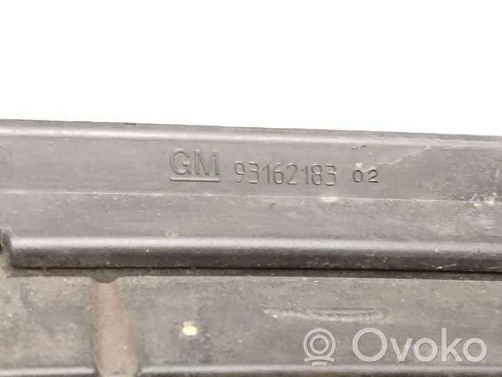 Opel Tigra B Front bumper lower grill 93162183