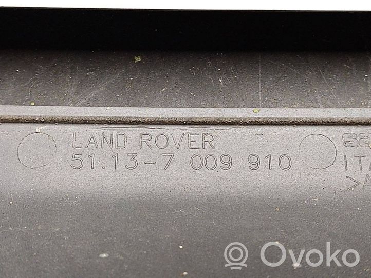 Land Rover Discovery 3 - LR3 Grotelės viršutinės 7009910