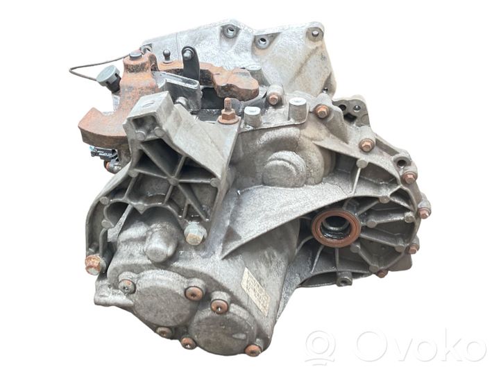 Ford C-MAX II Manual 5 speed gearbox AV6R7F096GF