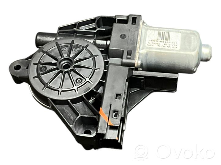 Volvo XC60 Silniczek podnoszenia szyby drzwi tylnych 966265101