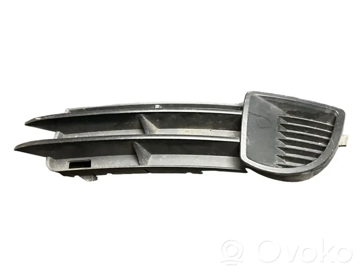 Audi A3 S3 A3 Sportback 8P Front fog light trim/grill 8P4807681A