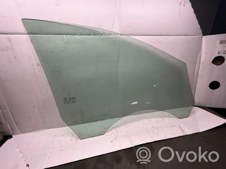 Ford Kuga II priekšējo durvju stikls (četrdurvju mašīnai) 43R001100