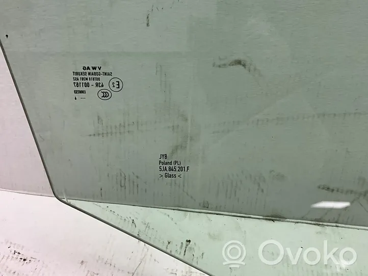 Seat Toledo IV (NH) priekšējo durvju stikls (četrdurvju mašīnai) 5JA845201F