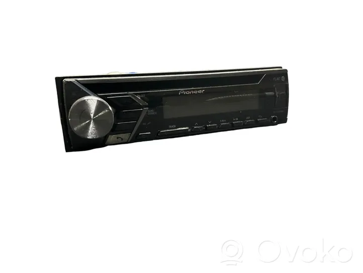 Fiat Punto (188) Panel / Radioodtwarzacz CD/DVD/GPS DEHS4000BT