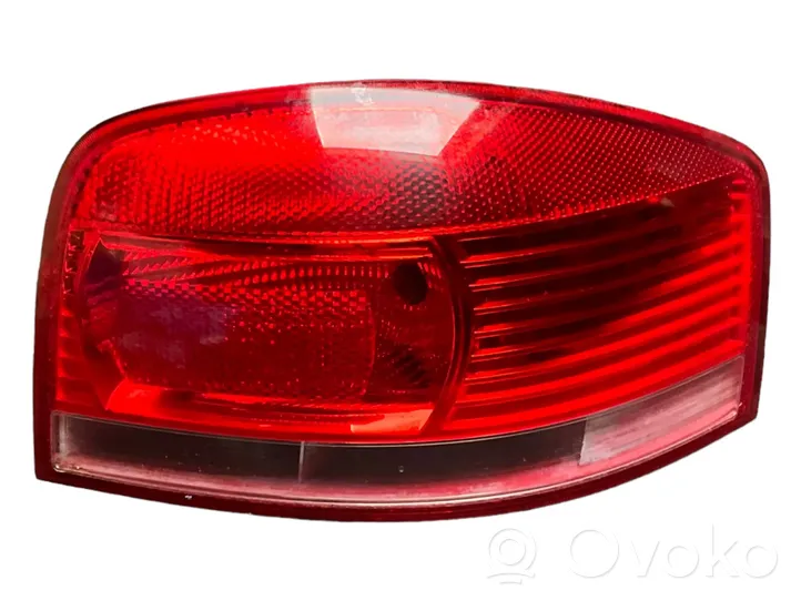 Audi A3 S3 A3 Sportback 8P Lampa tylna 8P0945096A