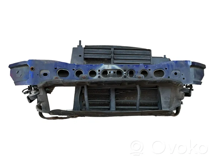 Ford Focus Jäähdyttimen kehyksen suojapaneeli BV618005BD