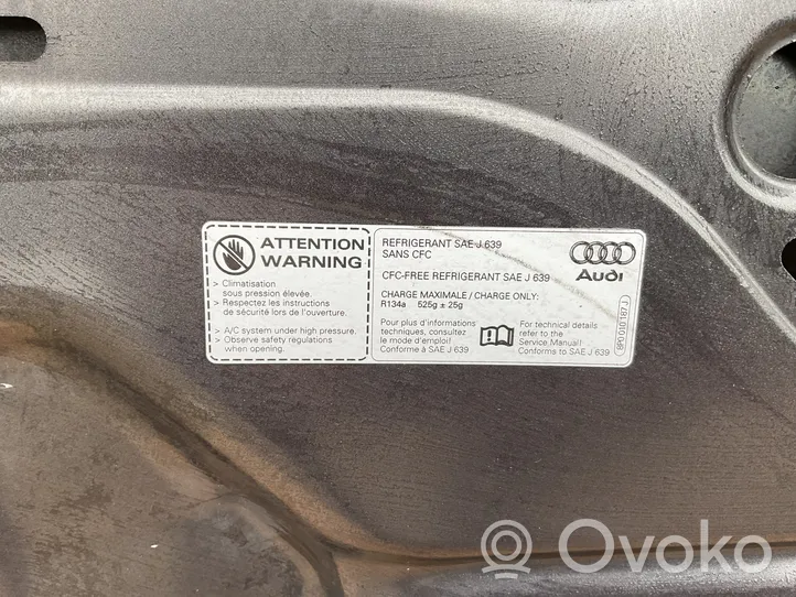 Audi A3 S3 A3 Sportback 8P Pokrywa przednia / Maska silnika 8P0010187J