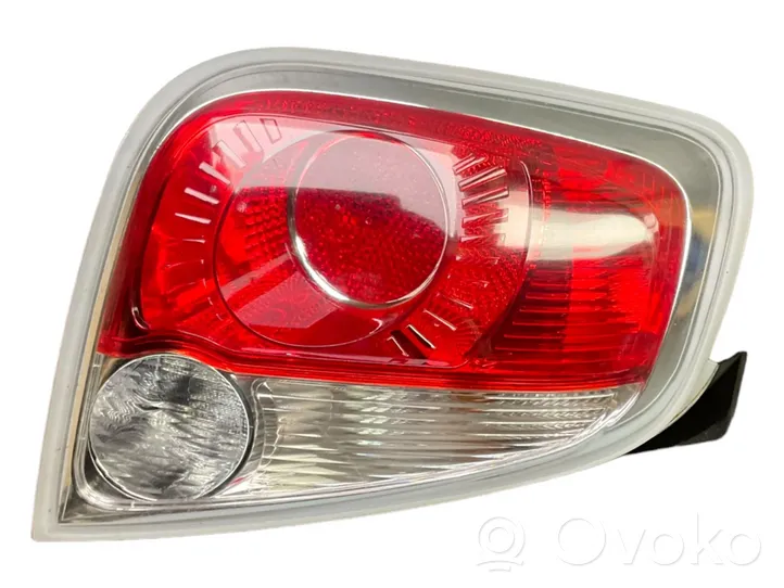 Fiat 500 Luci posteriori 27043101