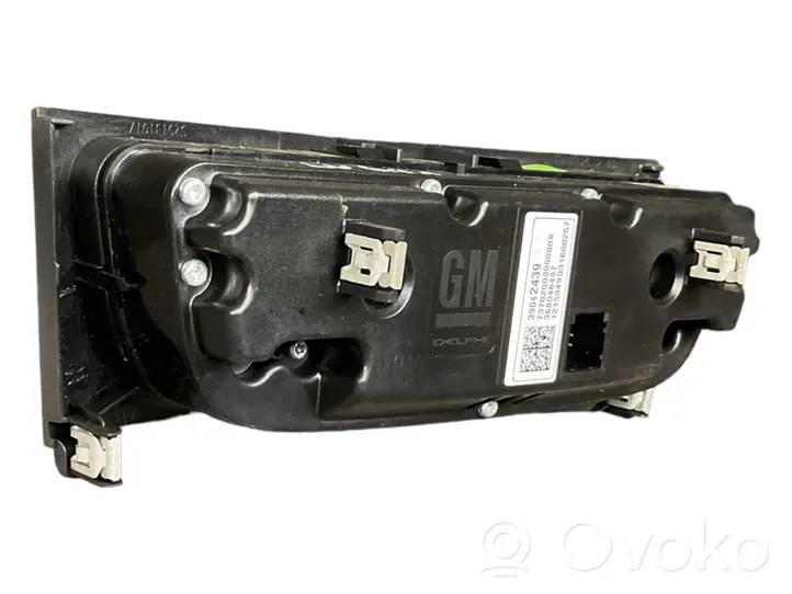 Opel Astra K Climate control unit 39042439