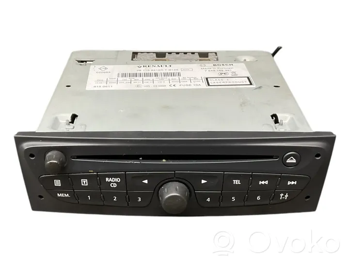 Renault Clio III Panel / Radioodtwarzacz CD/DVD/GPS 10R035668