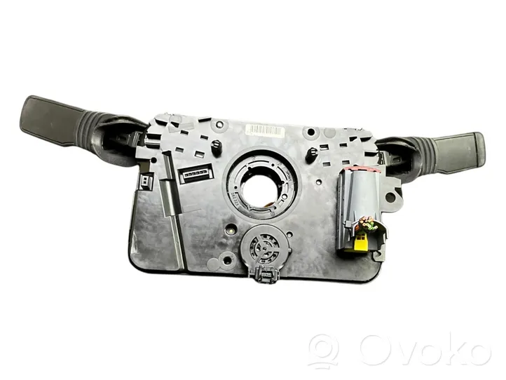 Opel Zafira B Leva/interruttore dell’indicatore di direzione e tergicristallo 13276153
