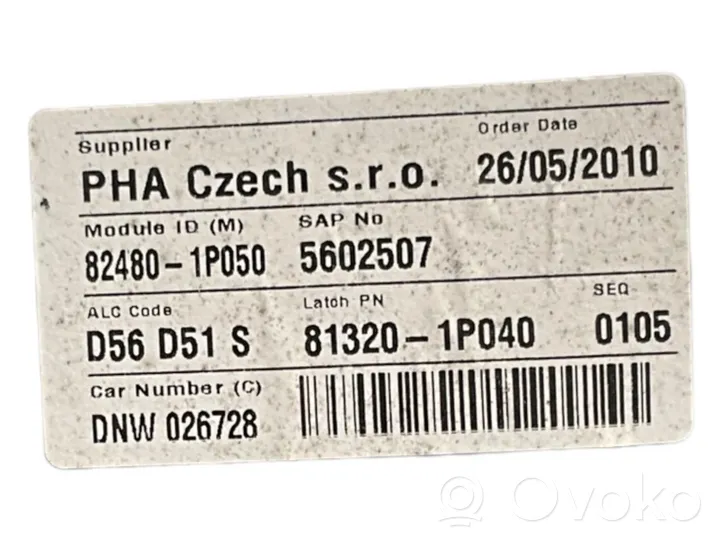 KIA Venga Elektryczny podnośnik szyby drzwi przednich 824801P050