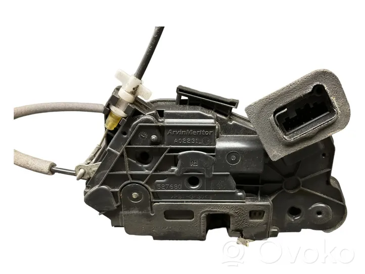 Volkswagen Polo V 6R Front door lock 5K2837016