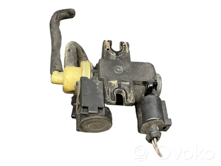 Audi A4 S4 B8 8K Solenoidinis vožtuvas 8K0906627