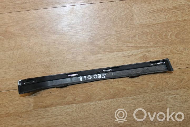 Volvo S80 Listwa pod lampę tylną 8662644