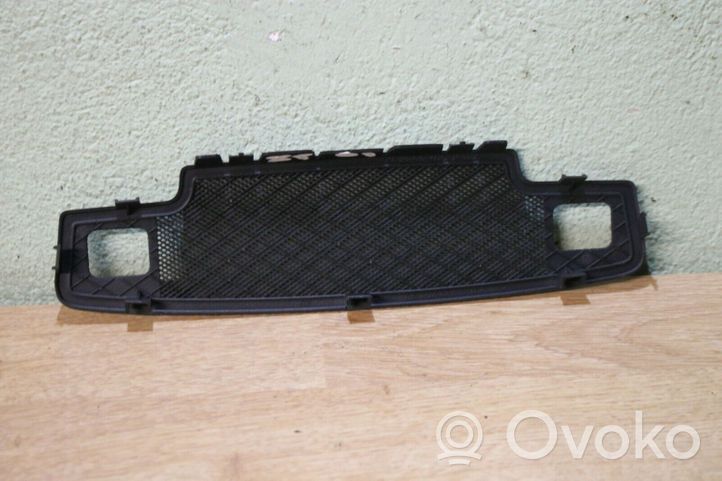 Audi A3 S3 8P Maskownica centralnego głośnika deski rozdzielczej 8P0857367