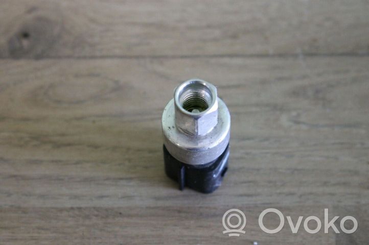 Volvo V50 Sensore di pressione dell’aria condizionata (A/C) 7S4319D594